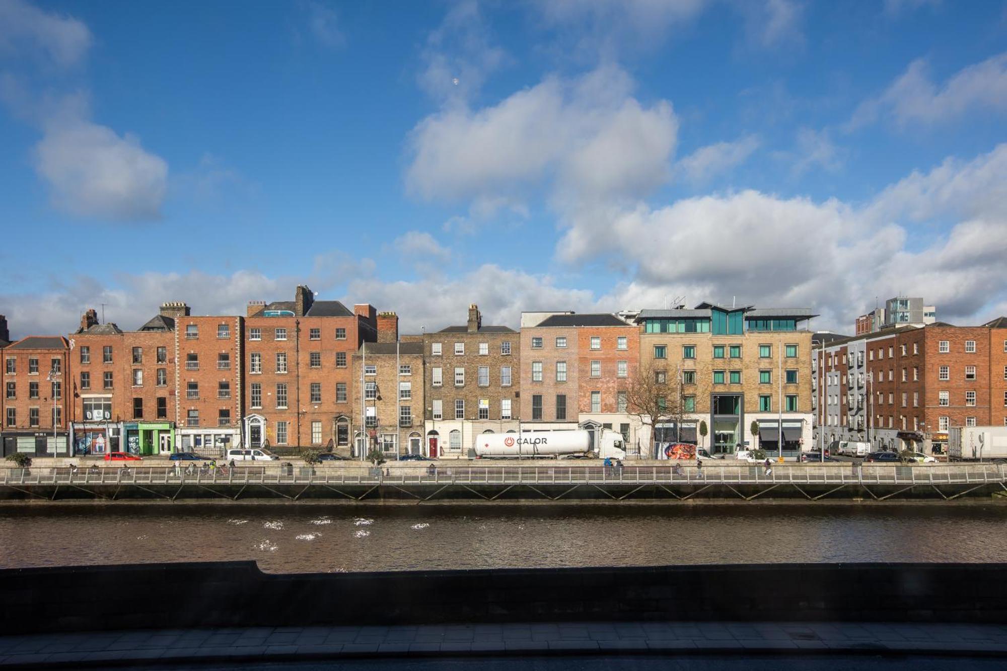 Temple Bar Essex Apartments, Dublin